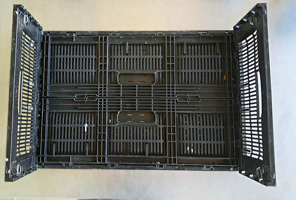 Packing crate assembly.